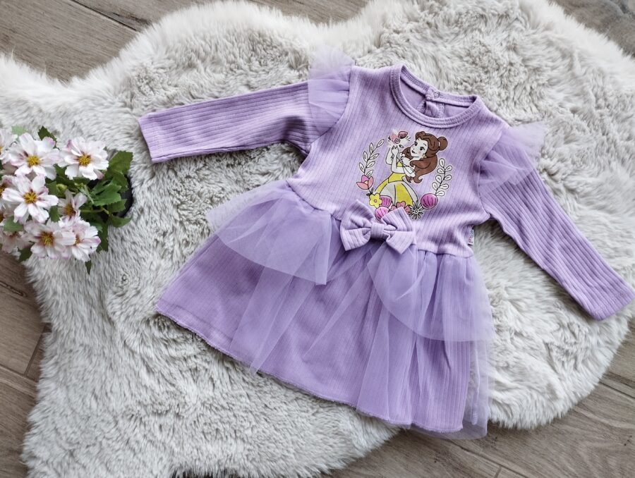 Ljubičasta haljina s princezom