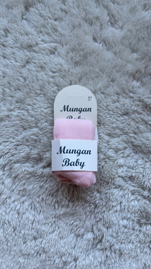 Ružičaste hulahopke za bebe